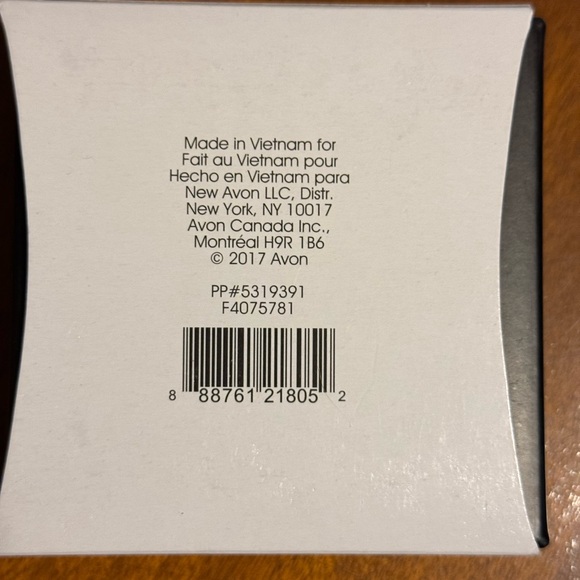 Avon I Love You to the Moon bracelet. New in box. - Picture 3 of 4